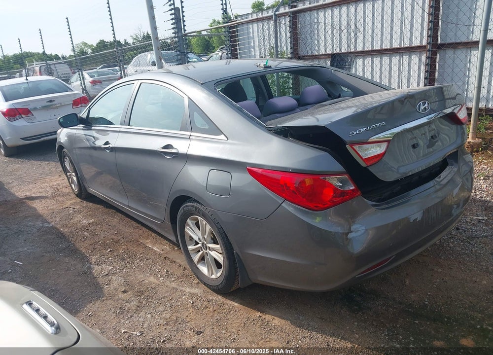 2013 HYUNDAI SONATA VIN: 5NPEB4ACXDH665898