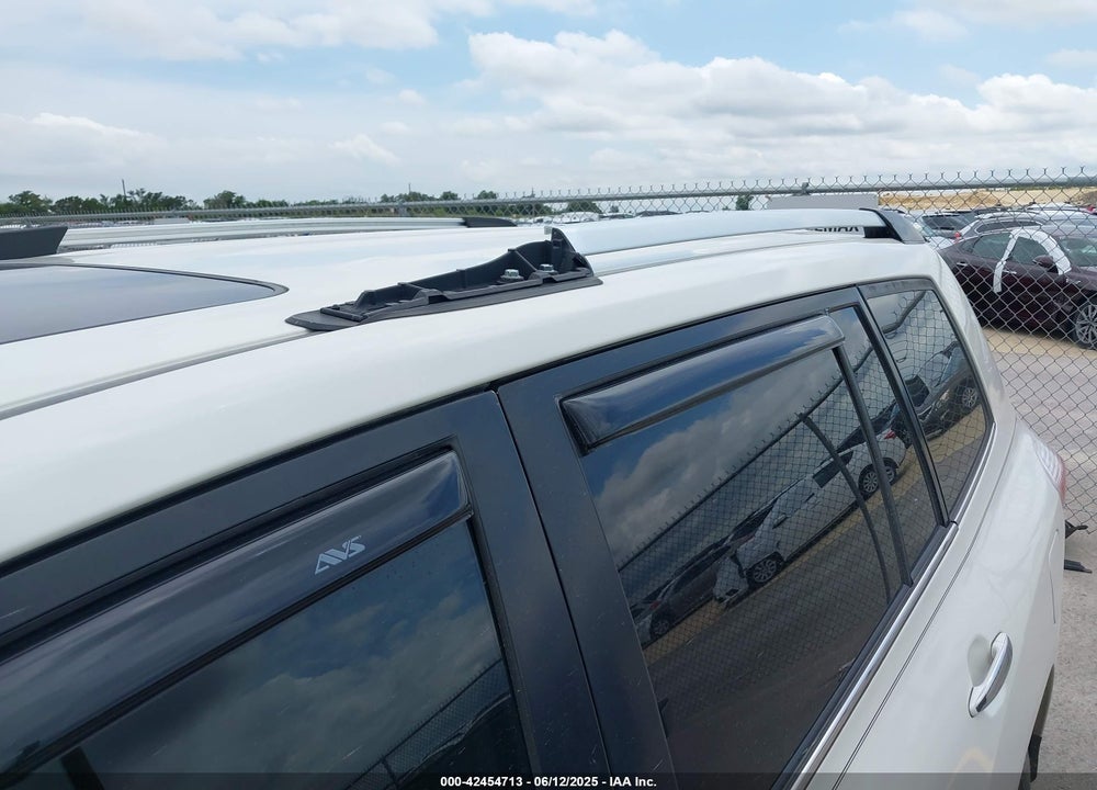 2011 TOYOTA HIGHLANDER LIMITED V6 VIN: 5TDYK3EH6BS048213