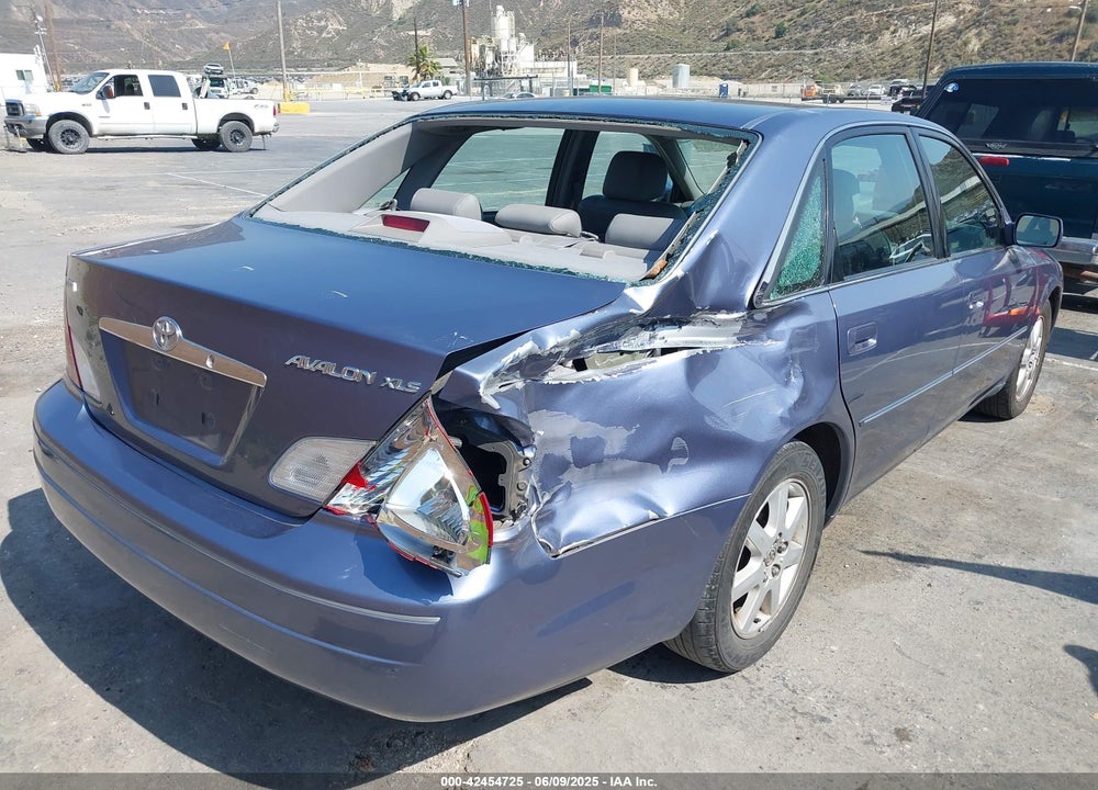 2000 TOYOTA AVALON XLS VIN: 4T1BF28B8YU096680