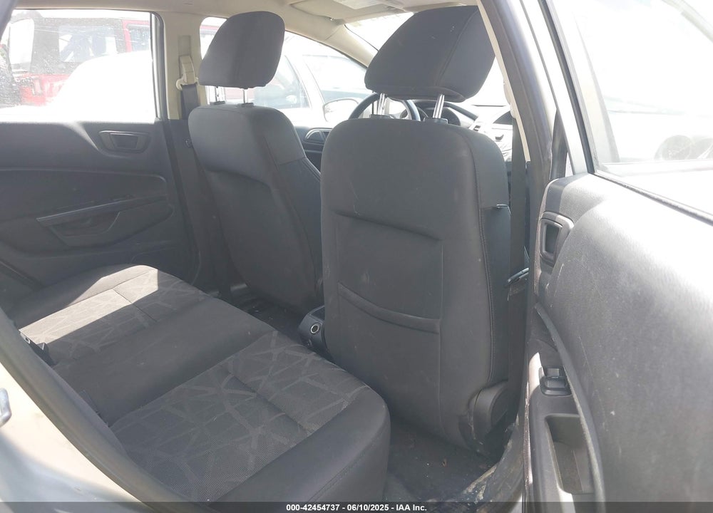 2011 FORD FIESTA VIN: 3FADP4CJ4BM203343