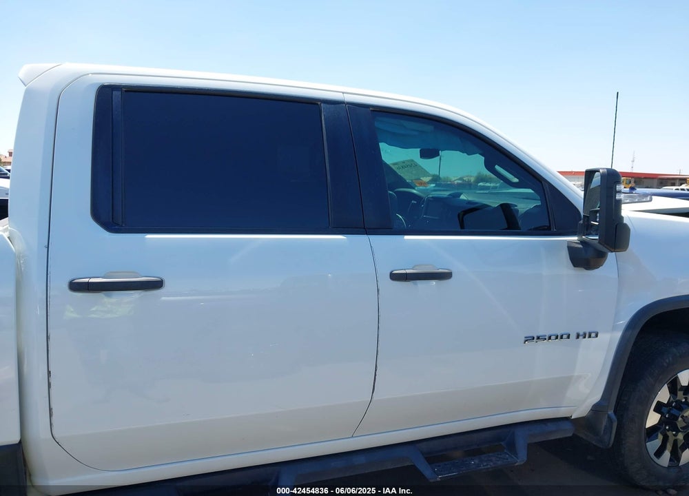 2020 CHEVROLET SILVERADO 2500HD 4WD STANDARD BED CUSTOM VIN: 1GC4YME74LF105911