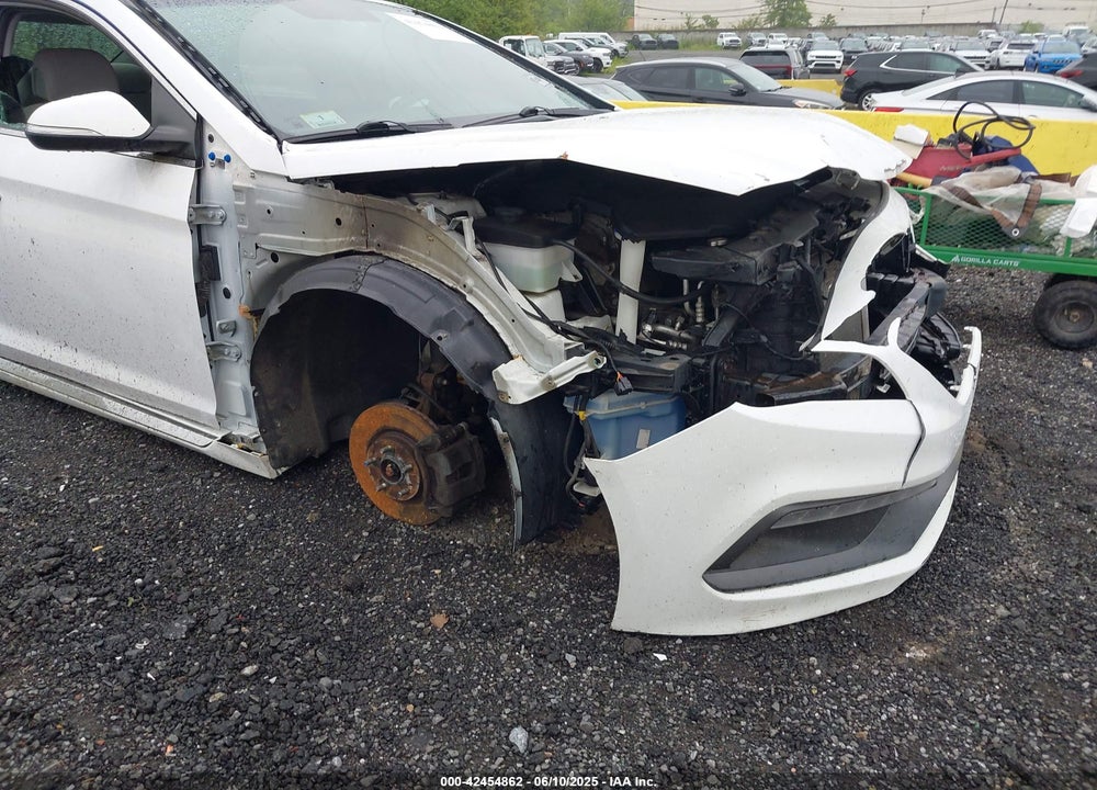 2015 HYUNDAI SONATA SPORT VIN: 5NPE34AF9FH054304