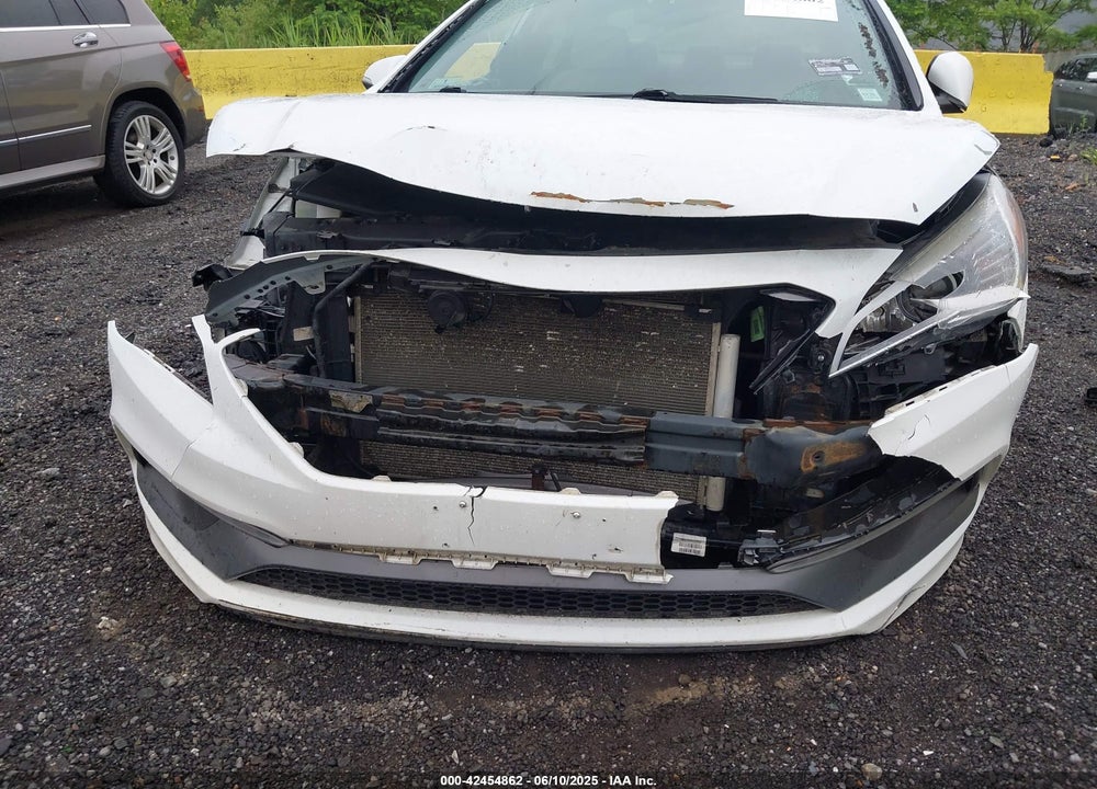 2015 HYUNDAI SONATA SPORT VIN: 5NPE34AF9FH054304