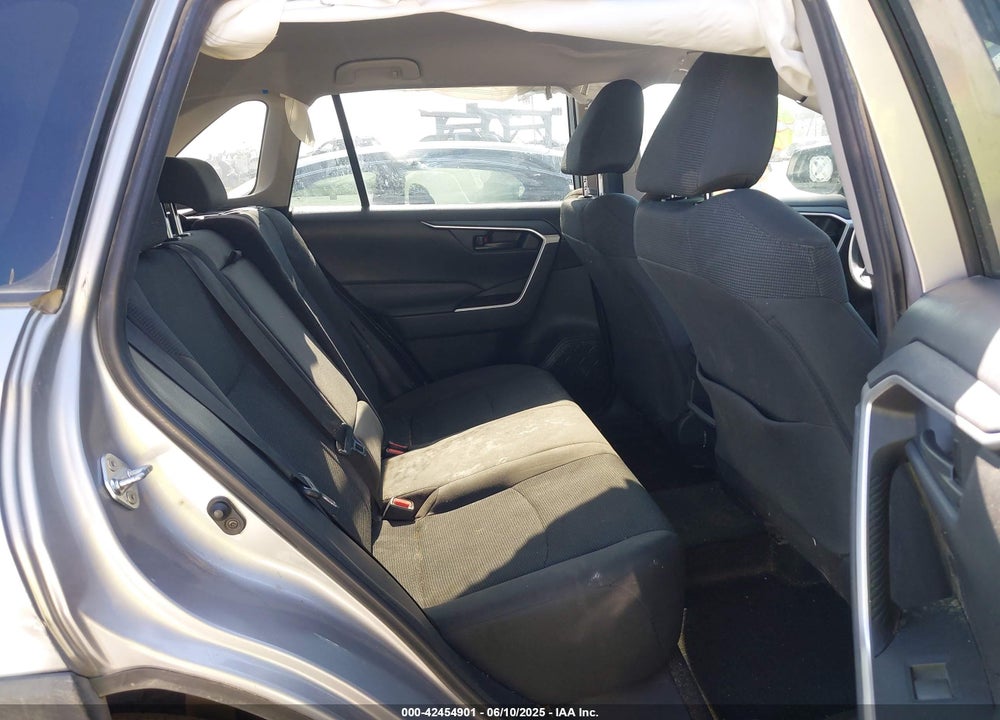 2019 TOYOTA RAV4 VIN: 2T3H1RFV4KC012255