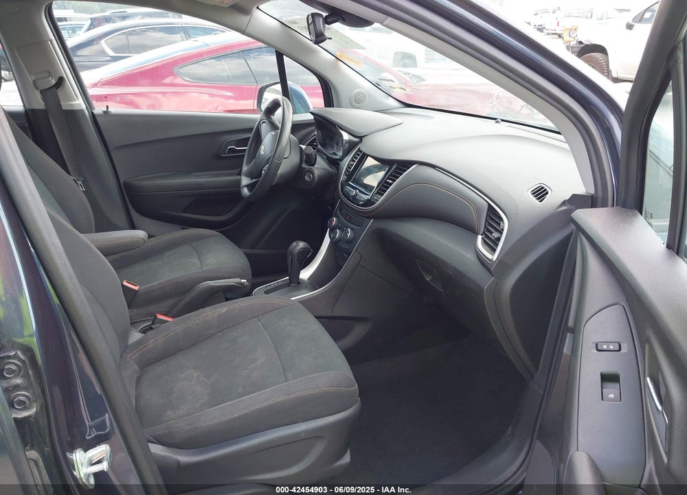 2018 CHEVROLET TRAX VIN: 3GNCJKSBXJL202537