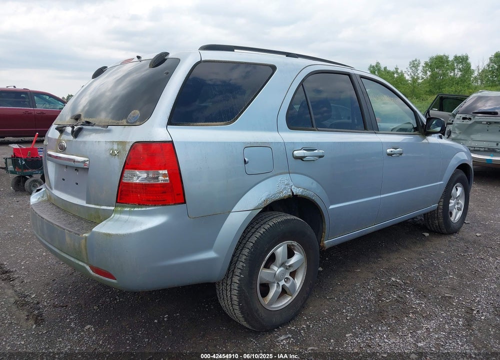 2008 KIA SORENTO VIN: KNDJC735185858703