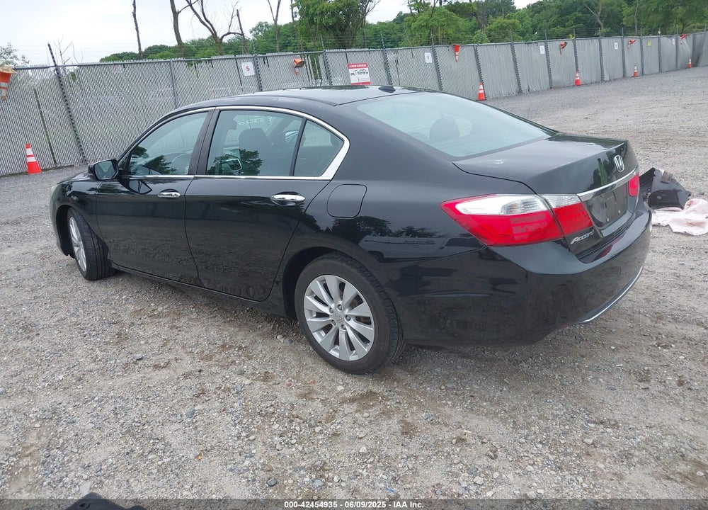 2014 HONDA ACCORD VIN: 1HGCR2F86EA164402
