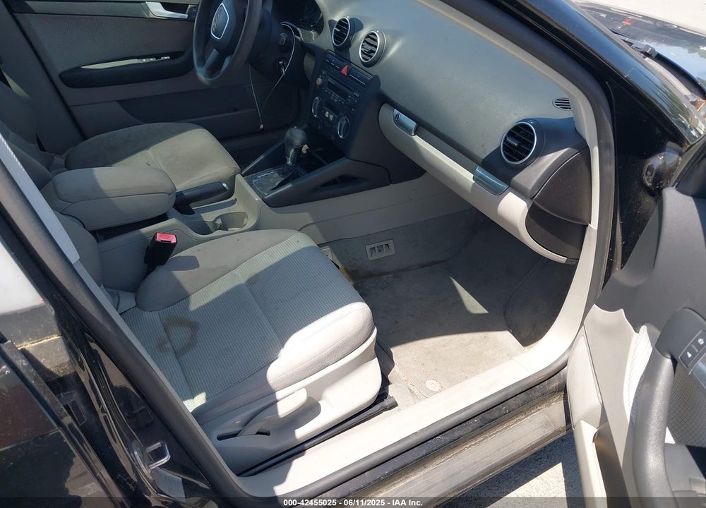 2006 AUDI A3 2.0T VIN: WAUHF78PX6A002706