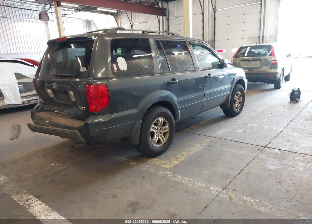 2005 HONDA PILOT VIN: 2HKYF18575H556517