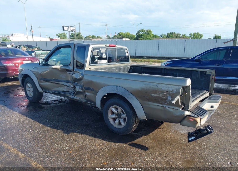 2002 NISSAN FRONTIER XE VIN: 1N6DD26S62C301512