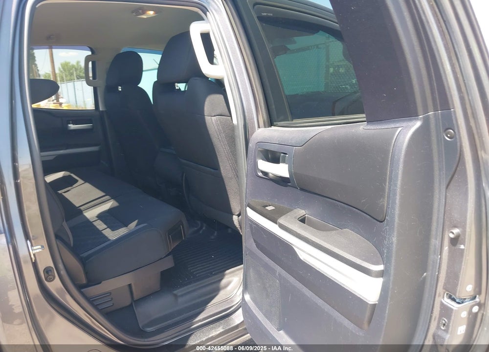 2016 TOYOTA TUNDRA VIN: 5TFUM5F1XGX065751