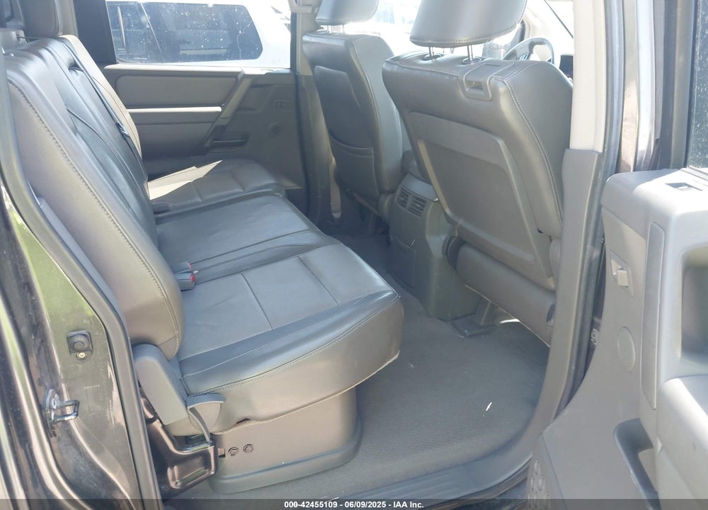 2006 NISSAN TITAN VIN: 1N6AA07B66N539580