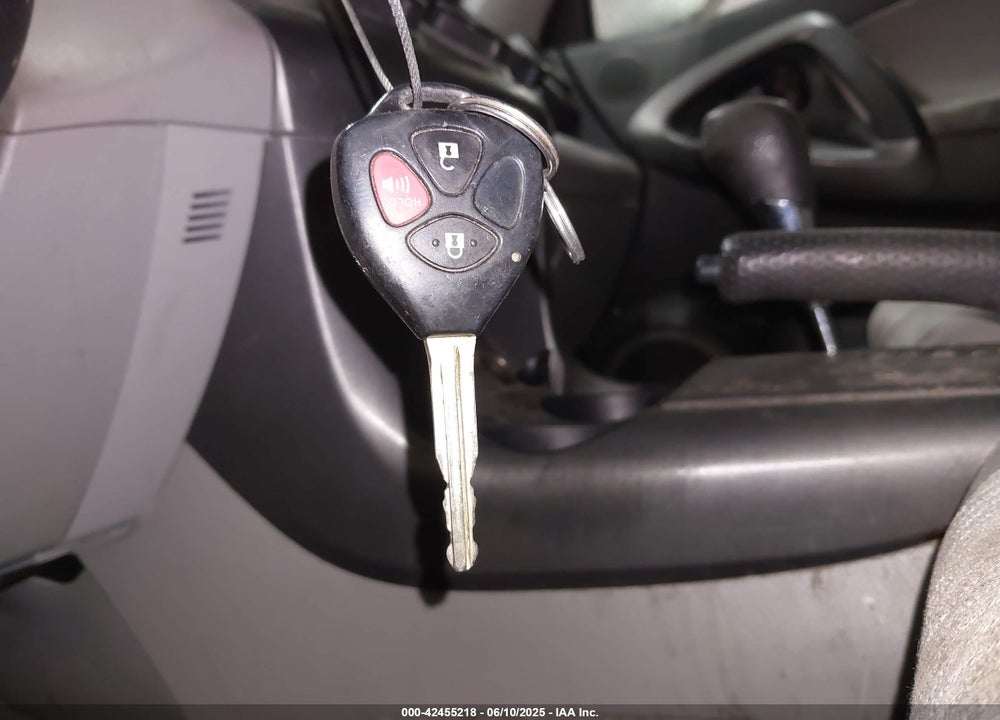 2012 TOYOTA RAV4 VIN: 2T3JK4DVXCW082329