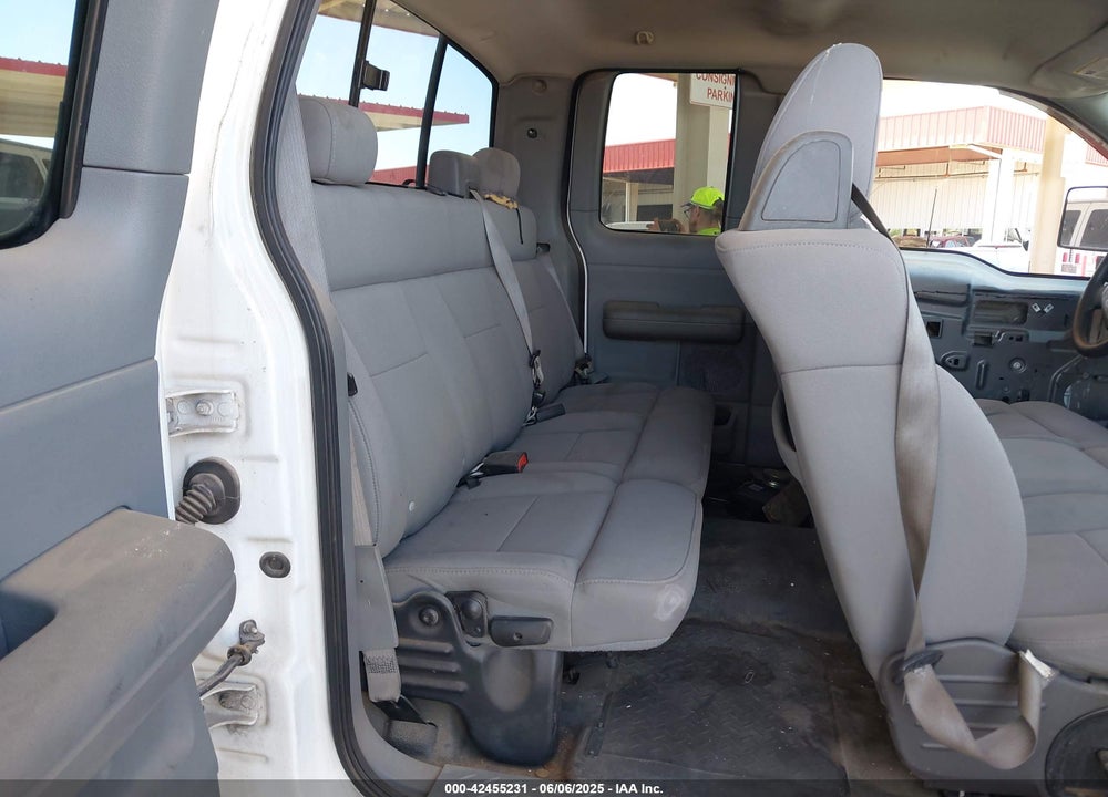 2005 FORD F-150 STX/XL/XLT VIN: 1FTRX14W55FA03147
