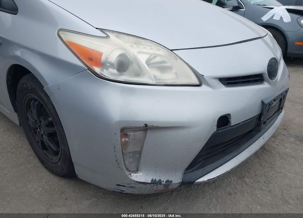 2013 TOYOTA PRIUS THREE VIN: JTDKN3DU6D5561823