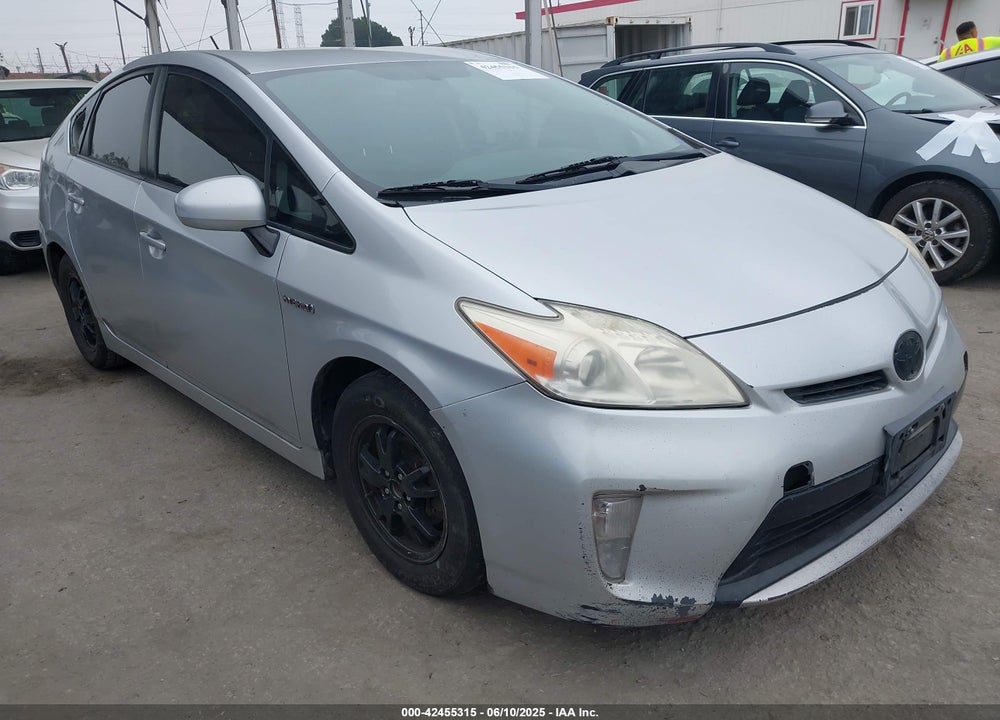 2013 TOYOTA PRIUS THREE VIN: JTDKN3DU6D5561823