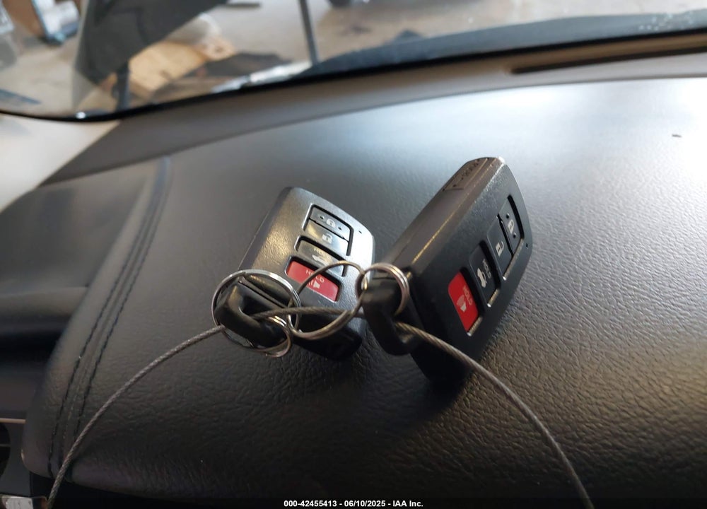 2013 TOYOTA AVALON VIN: 4T1BK1EB1DU065470