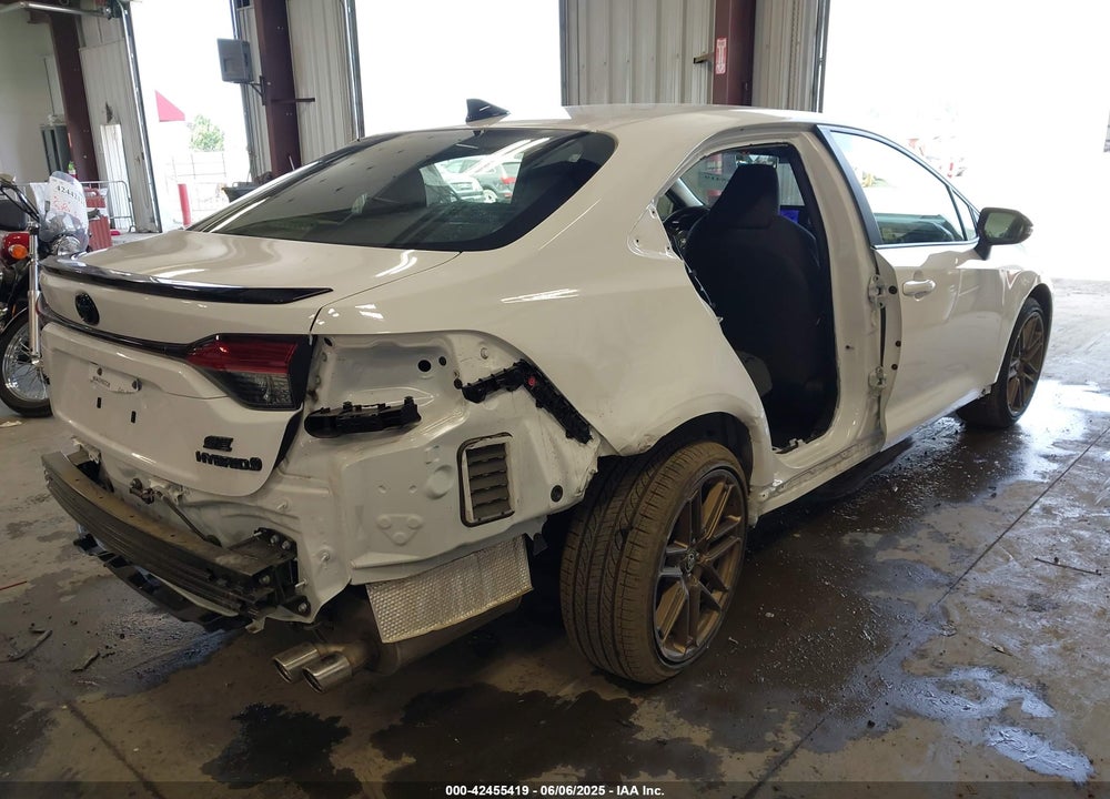 2024 TOYOTA COROLLA VIN: JTDBCMFE3R3031801