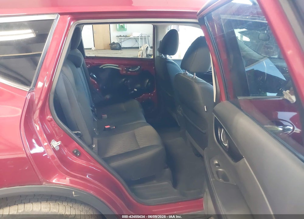2018 NISSAN ROGUE SV VIN: 5N1AT2MV9JC722270