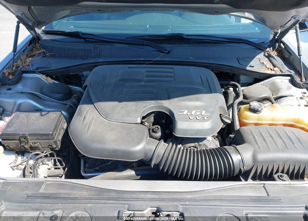 2014 CHRYSLER 300 VIN: 2C3CCAAG6EH383035