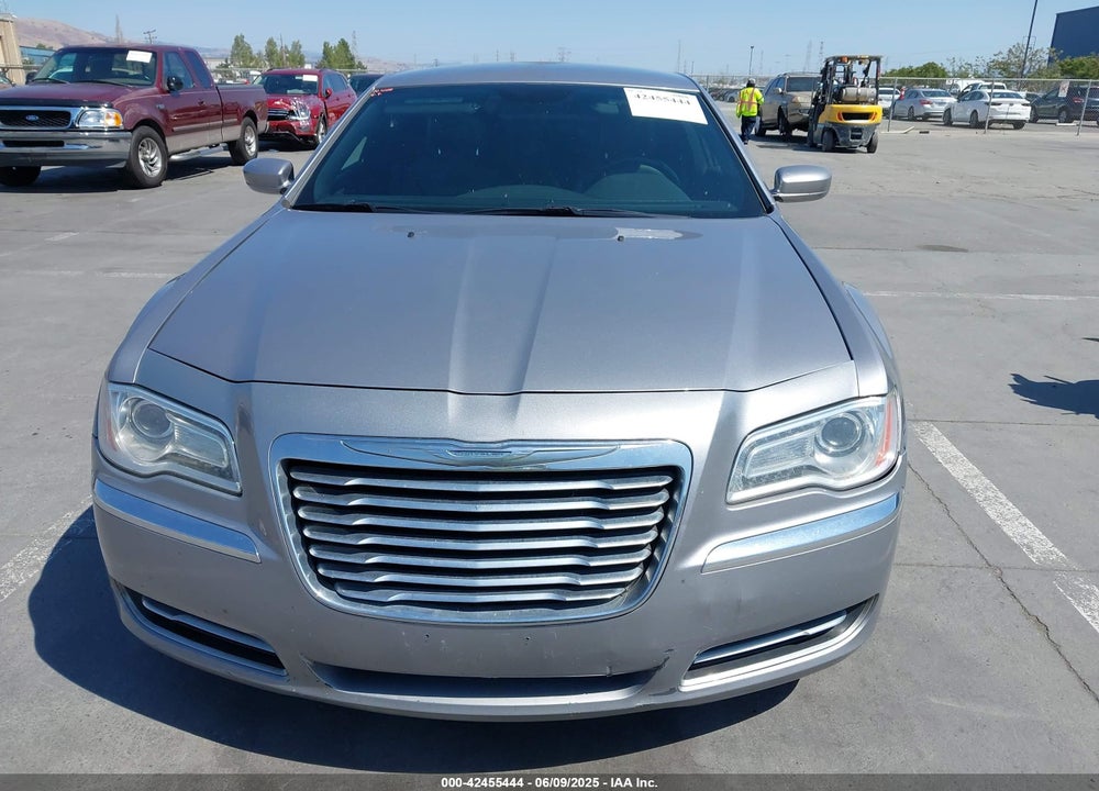 2014 CHRYSLER 300 VIN: 2C3CCAAG6EH383035