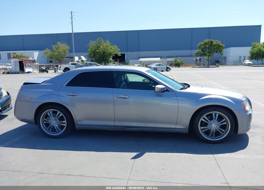 2014 CHRYSLER 300 VIN: 2C3CCAAG6EH383035