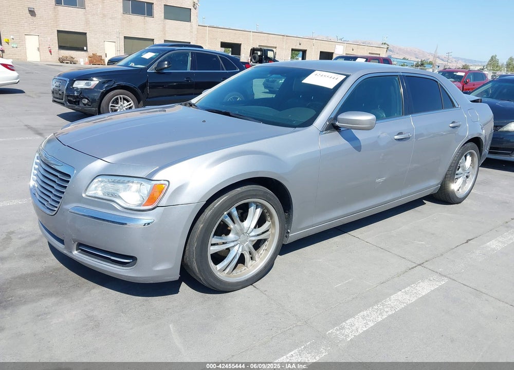 2014 CHRYSLER 300 VIN: 2C3CCAAG6EH383035