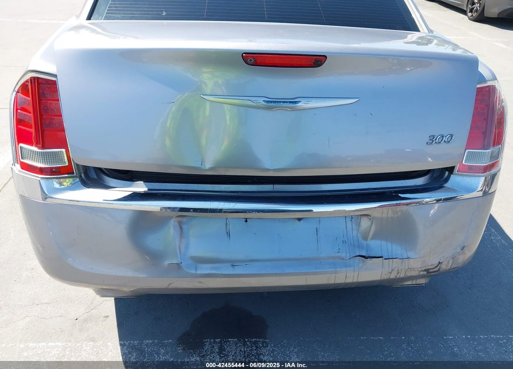 2014 CHRYSLER 300 VIN: 2C3CCAAG6EH383035