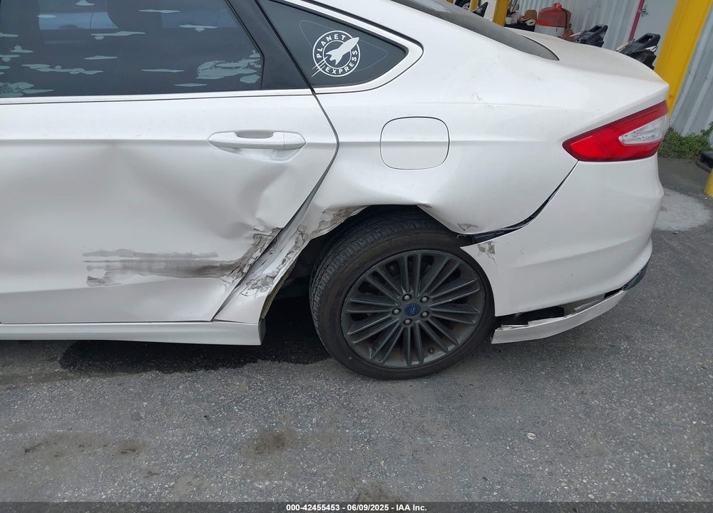 2014 FORD FUSION SE VIN: 3FA6P0HD7ER392422