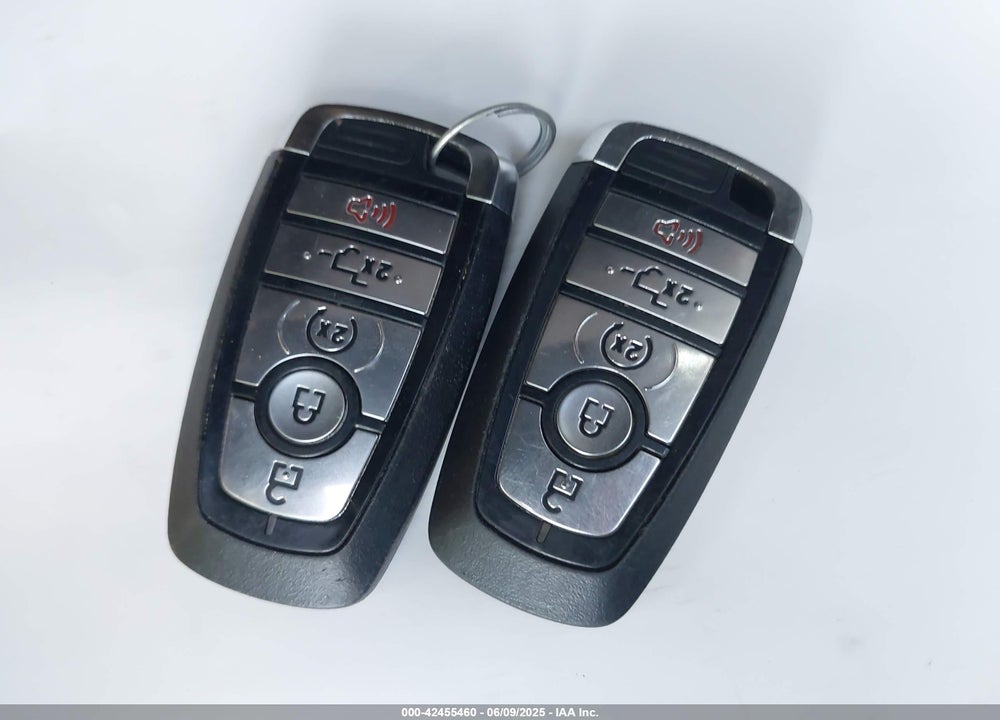 2022 FORD F-350 LARIAT VIN: 1FT8W3BT1NEF84672