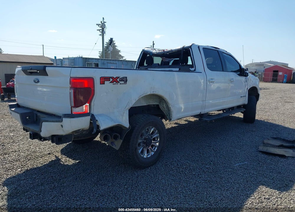 2022 FORD F-350 LARIAT VIN: 1FT8W3BT1NEF84672