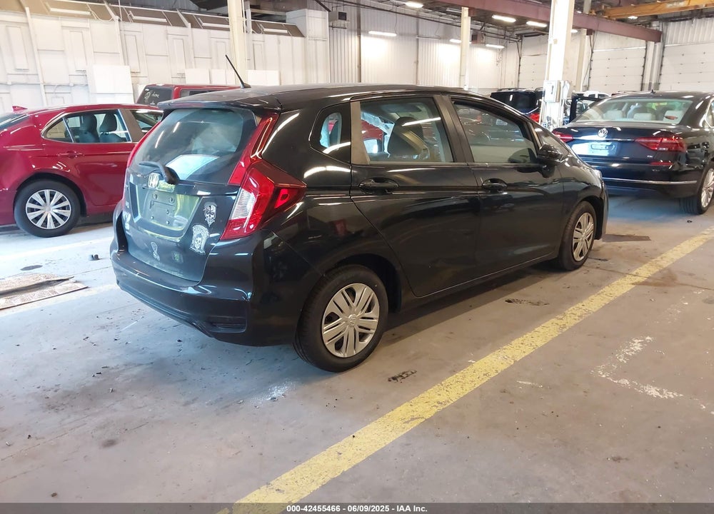 2018 HONDA FIT VIN: 3HGGK5H42JM736600