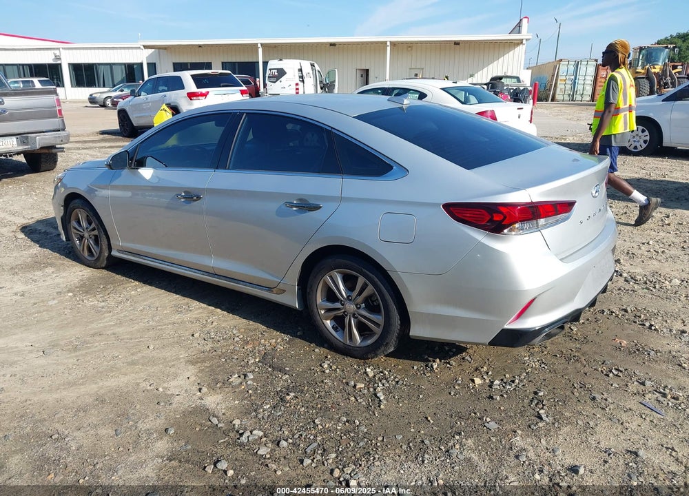 2018 HYUNDAI SONATA SPORT VIN: 5NPE34AF3JH677412