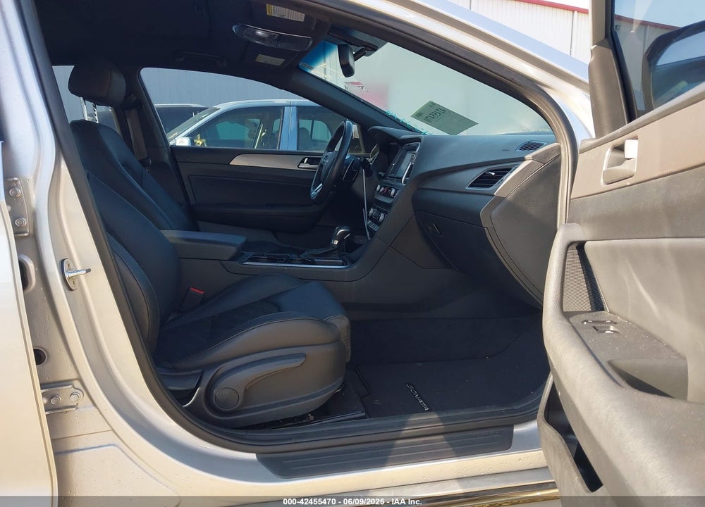 2018 HYUNDAI SONATA SPORT VIN: 5NPE34AF3JH677412