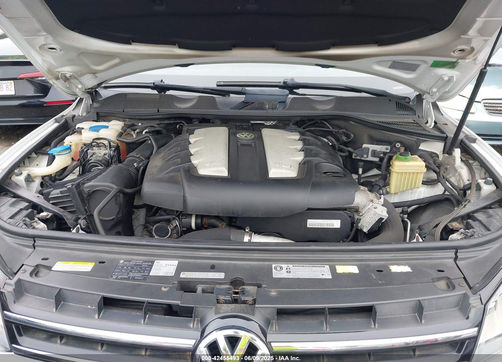 2012 VOLKSWAGEN TOUAREG VIN: WVGEK9BPXCD008999
