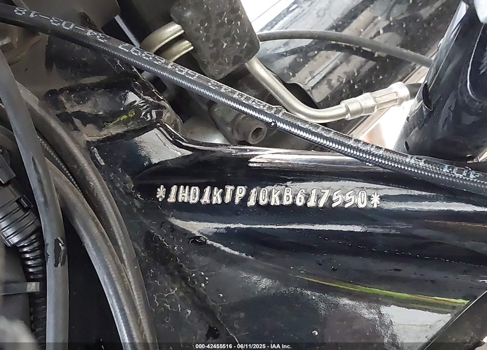 2019 HARLEY-DAVIDSON FLTRXS VIN: 1HD1KTP10KB617550