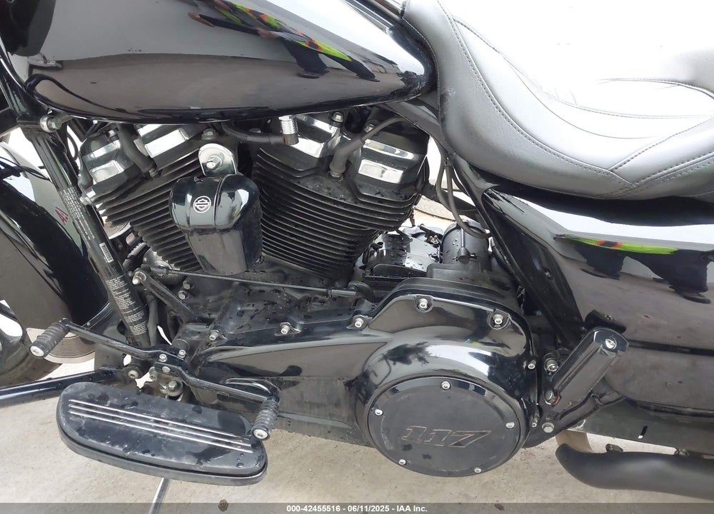 2019 HARLEY-DAVIDSON FLTRXS VIN: 1HD1KTP10KB617550