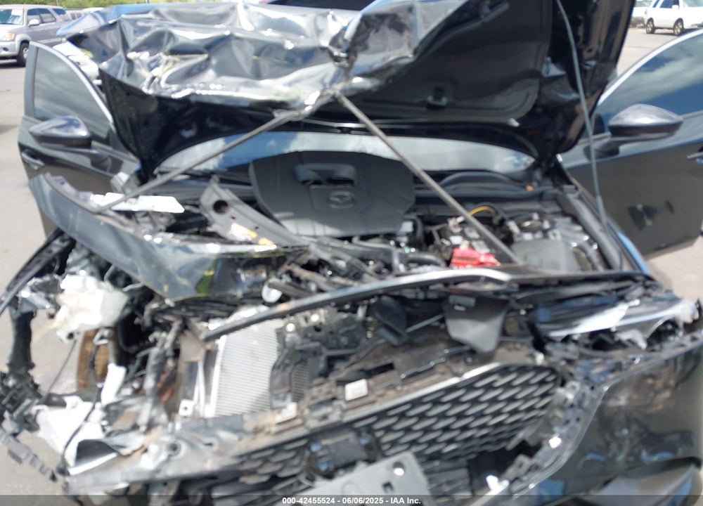 2025 MAZDA 3 VIN: JM1BPAAM8S1766213