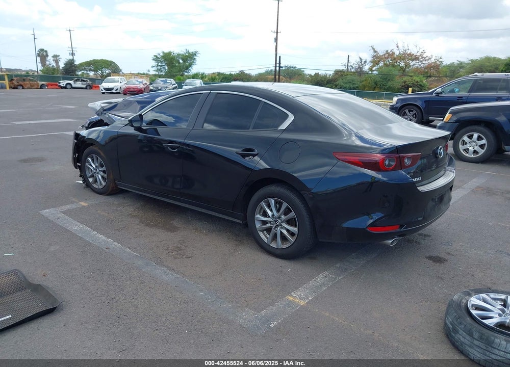 2025 MAZDA 3 VIN: JM1BPAAM8S1766213