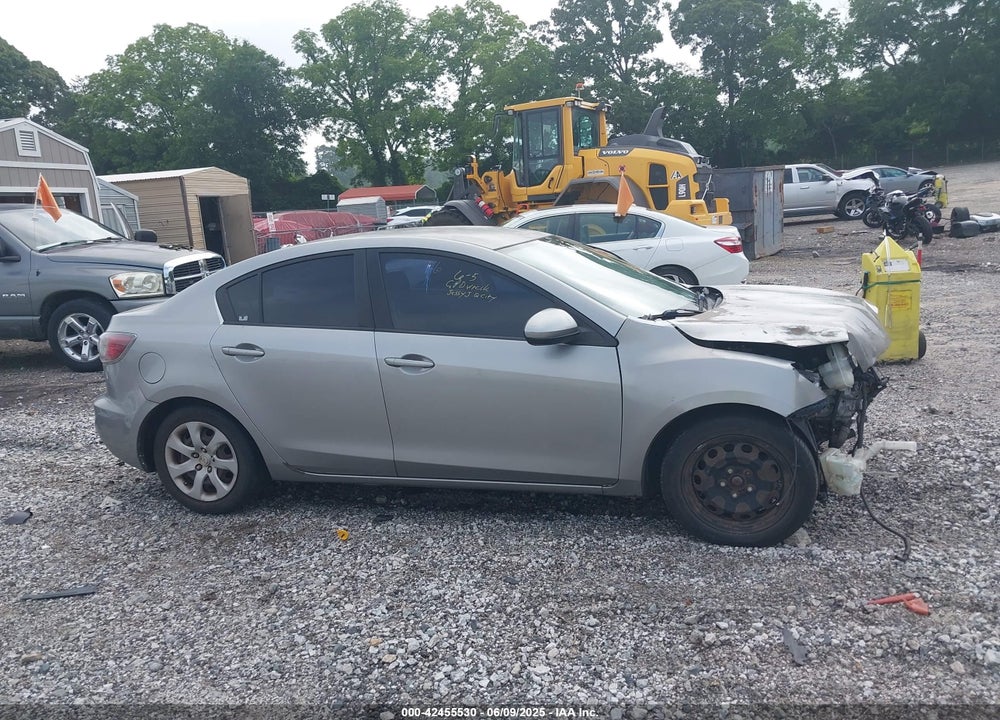 2012 MAZDA 3 VIN: JM1BL1UF2C1590107