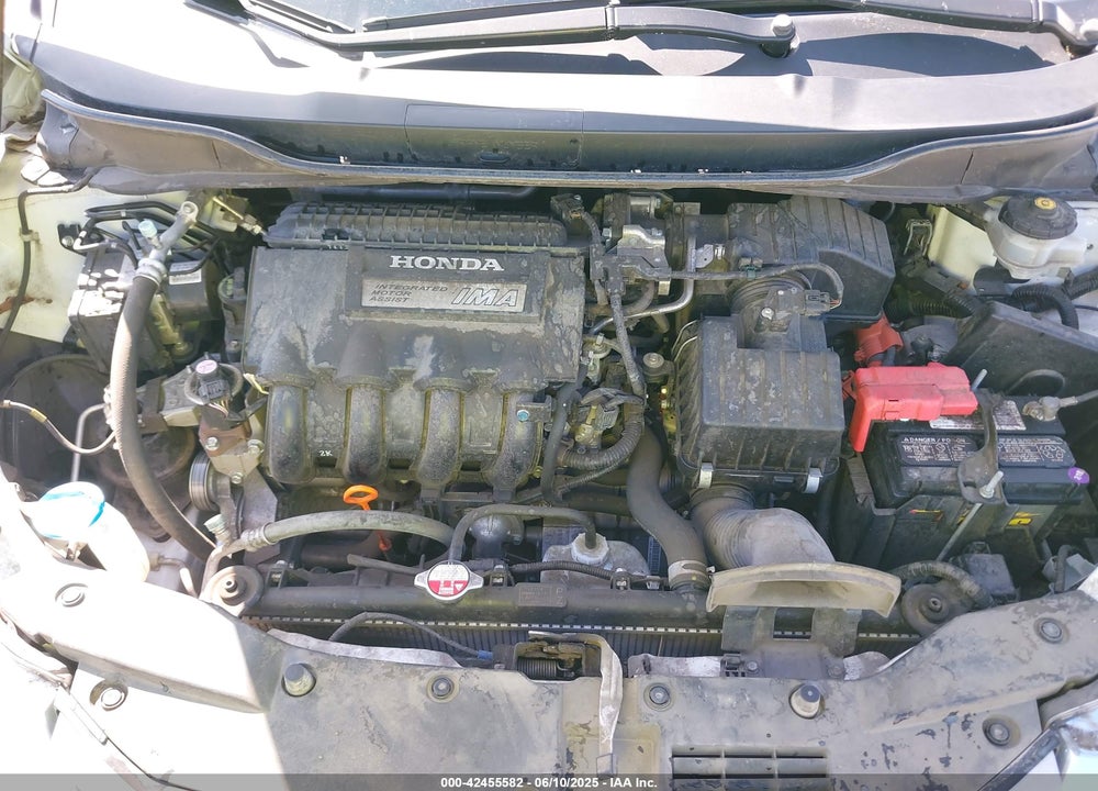 2014 HONDA INSIGHT VIN: JHMZE2H71ES002369