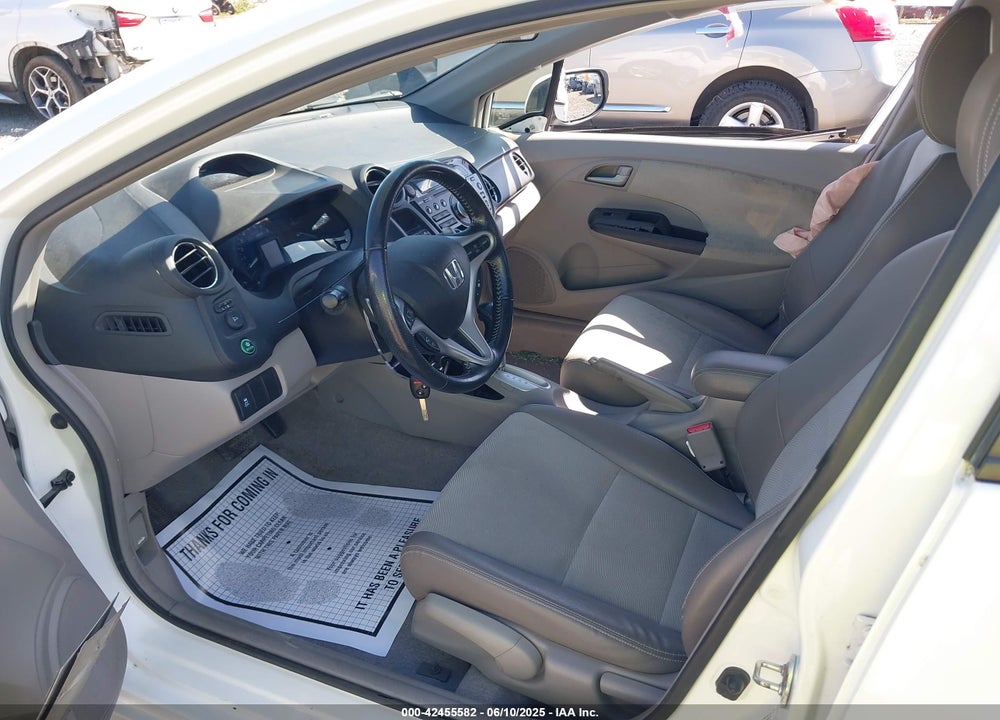 2014 HONDA INSIGHT VIN: JHMZE2H71ES002369
