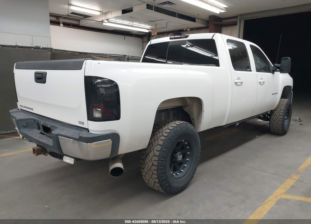 2008 CHEVROLET SILVERADO 2500HD LTZ VIN: 1GCHK23608F184485