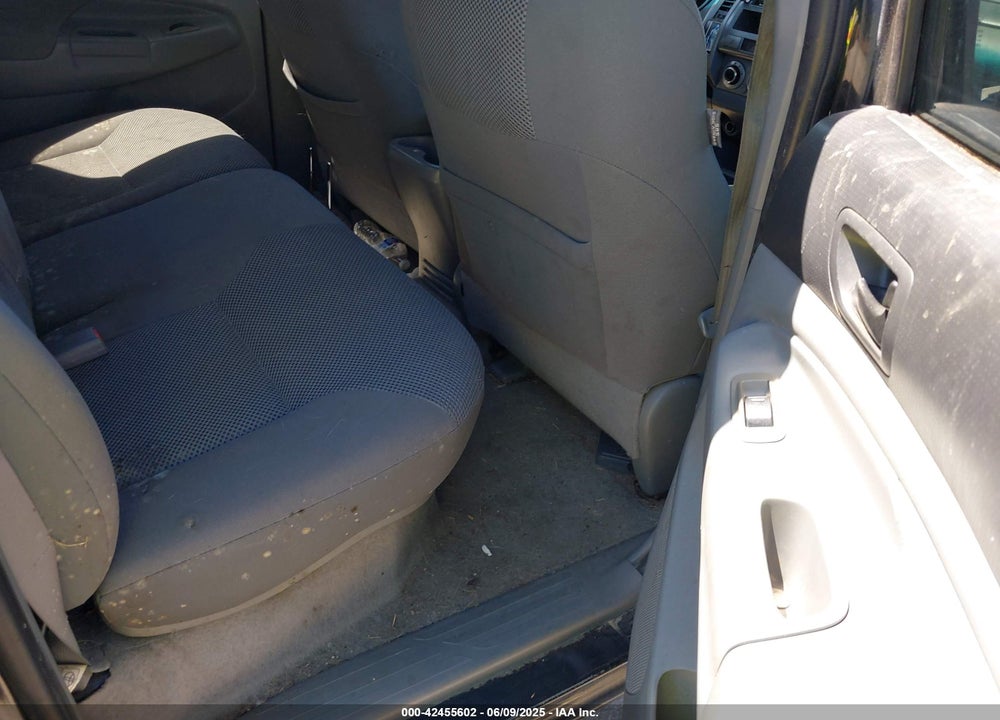 2006 TOYOTA TACOMA PRERUNNER V6 VIN: 5TEKU72N66Z229337
