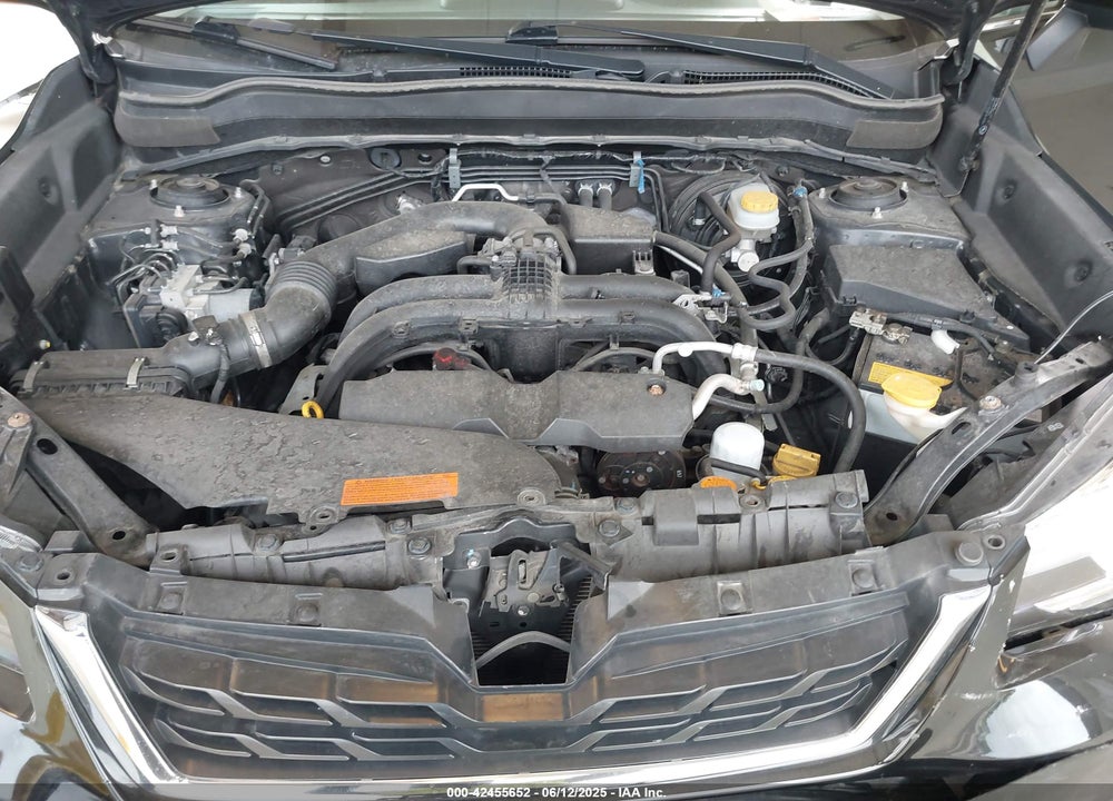 2018 SUBARU FORESTER VIN: JF2SJAWC2JH598982