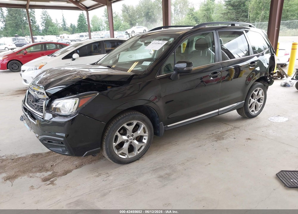 2018 SUBARU FORESTER VIN: JF2SJAWC2JH598982