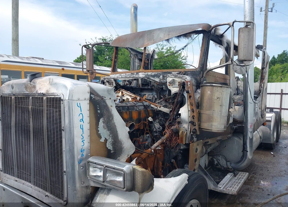 2005 PETERBILT 378 VIN: 1XPFDB9X55D864549