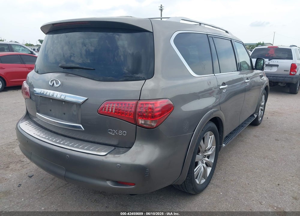 2014 INFINITI QX80 VIN: JN8AZ2NF5E9556556