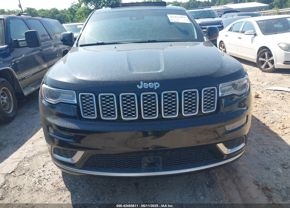 2017 JEEP GRAND CHEROKEE VIN: 1C4RJFJG5HC637172