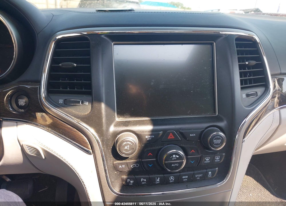 2017 JEEP GRAND CHEROKEE VIN: 1C4RJFJG5HC637172